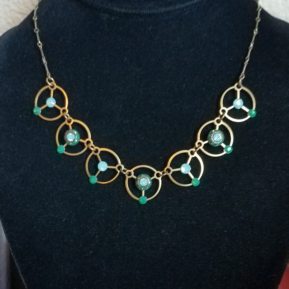 Necklace and earring set